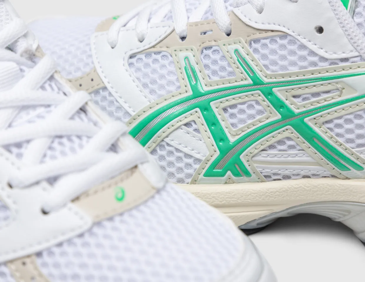 ASICS Women's Gel-1130 White / Malachite Green