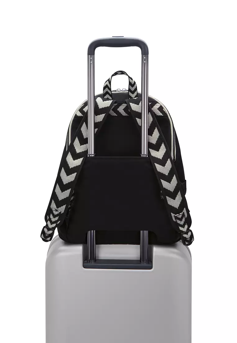 Kipling Kipling DELIA M Black Chevron Backpack