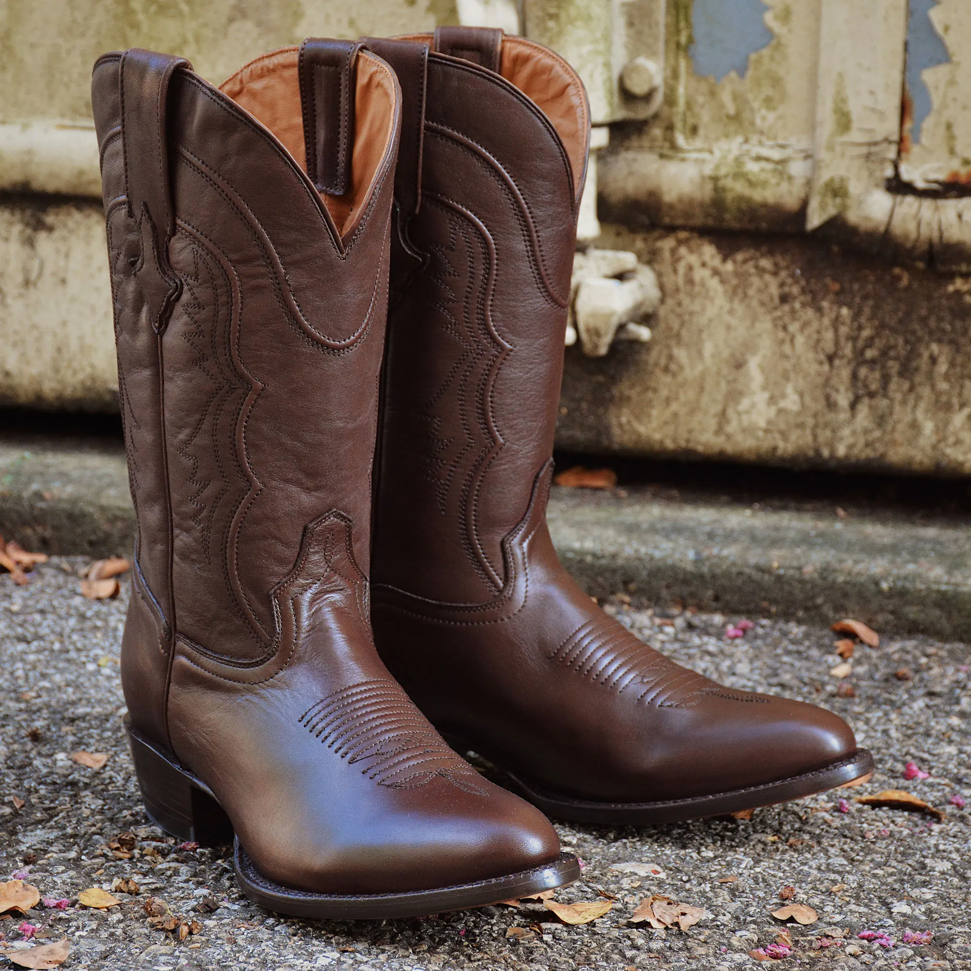 Men Caravan Calfskin Chestnut Western Boot