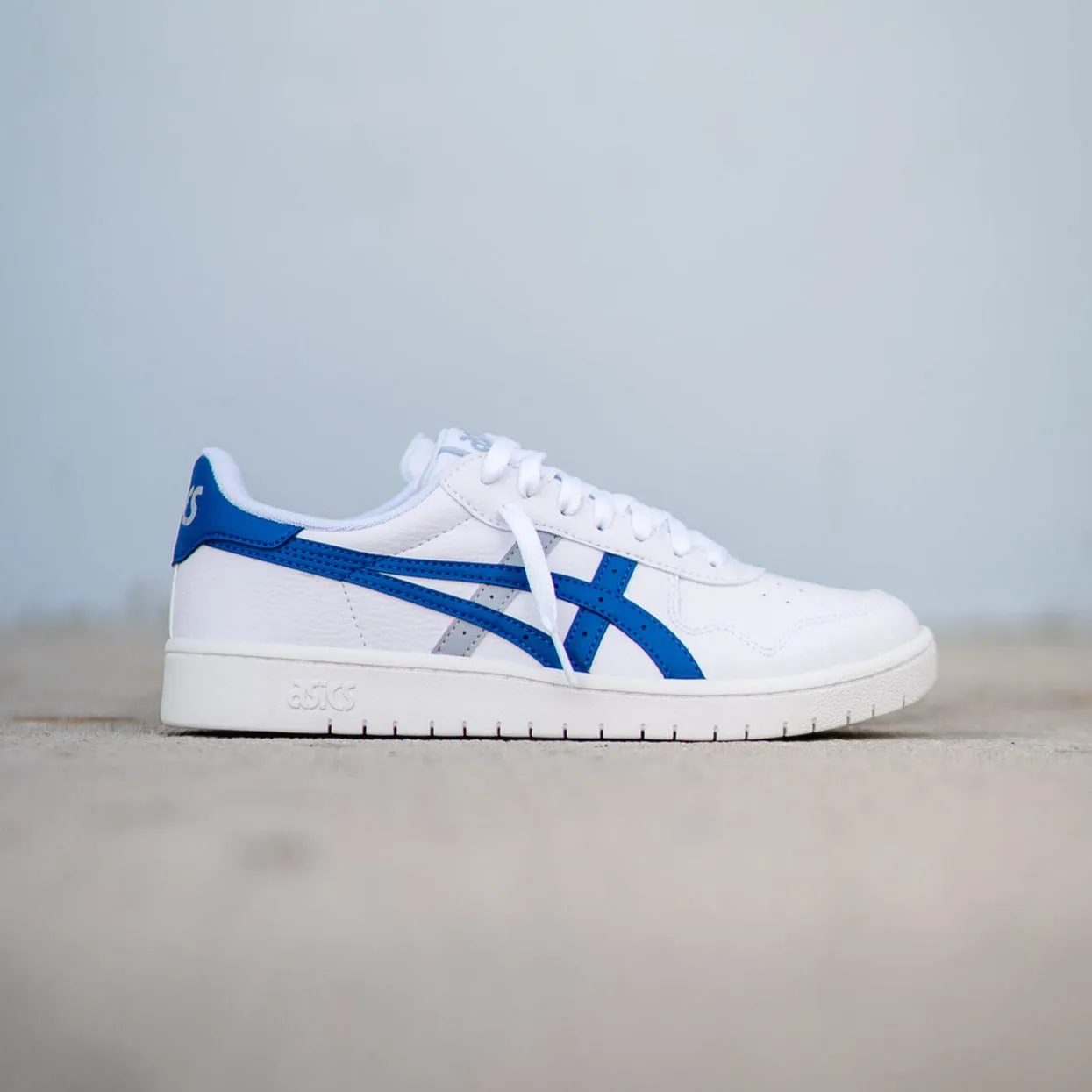 Mens Asics Japan S (White/Lake Blue)