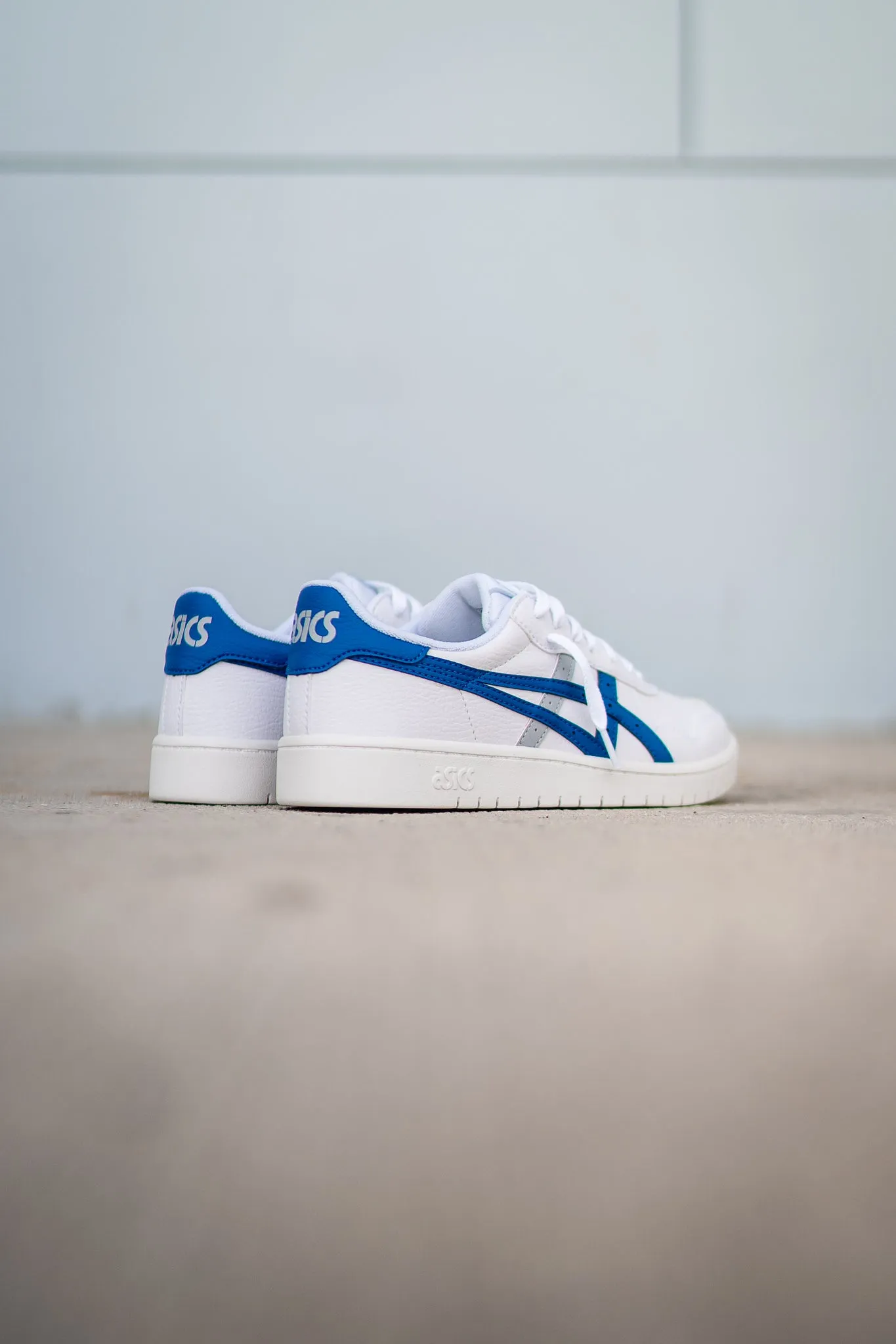 Mens Asics Japan S (White/Lake Blue)