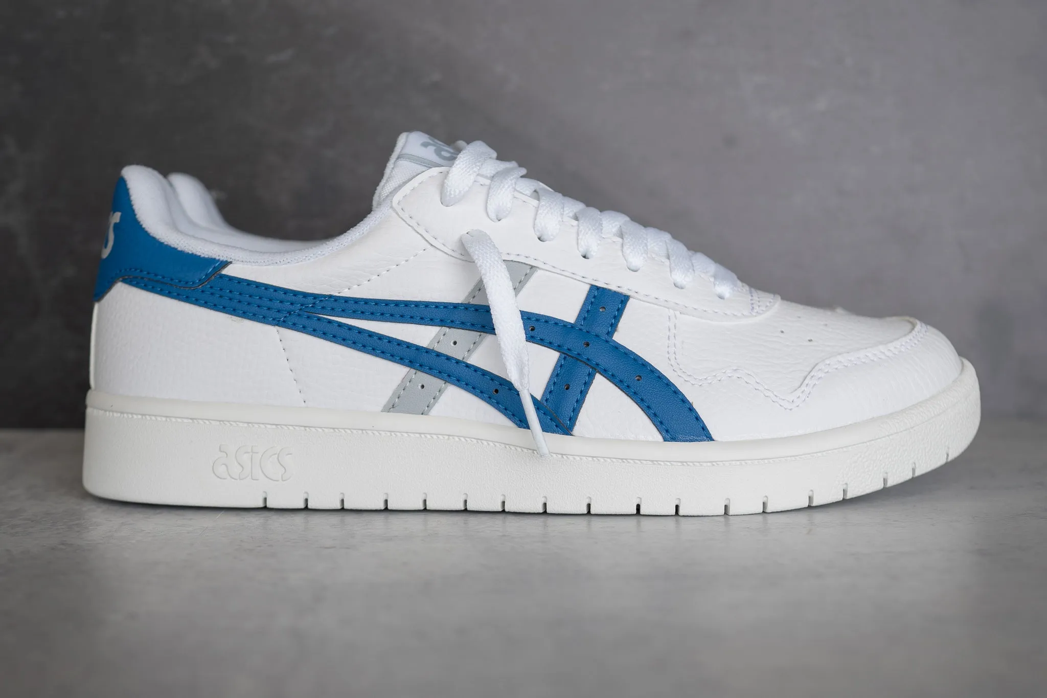 Mens Asics Japan S (White/Lake Blue)