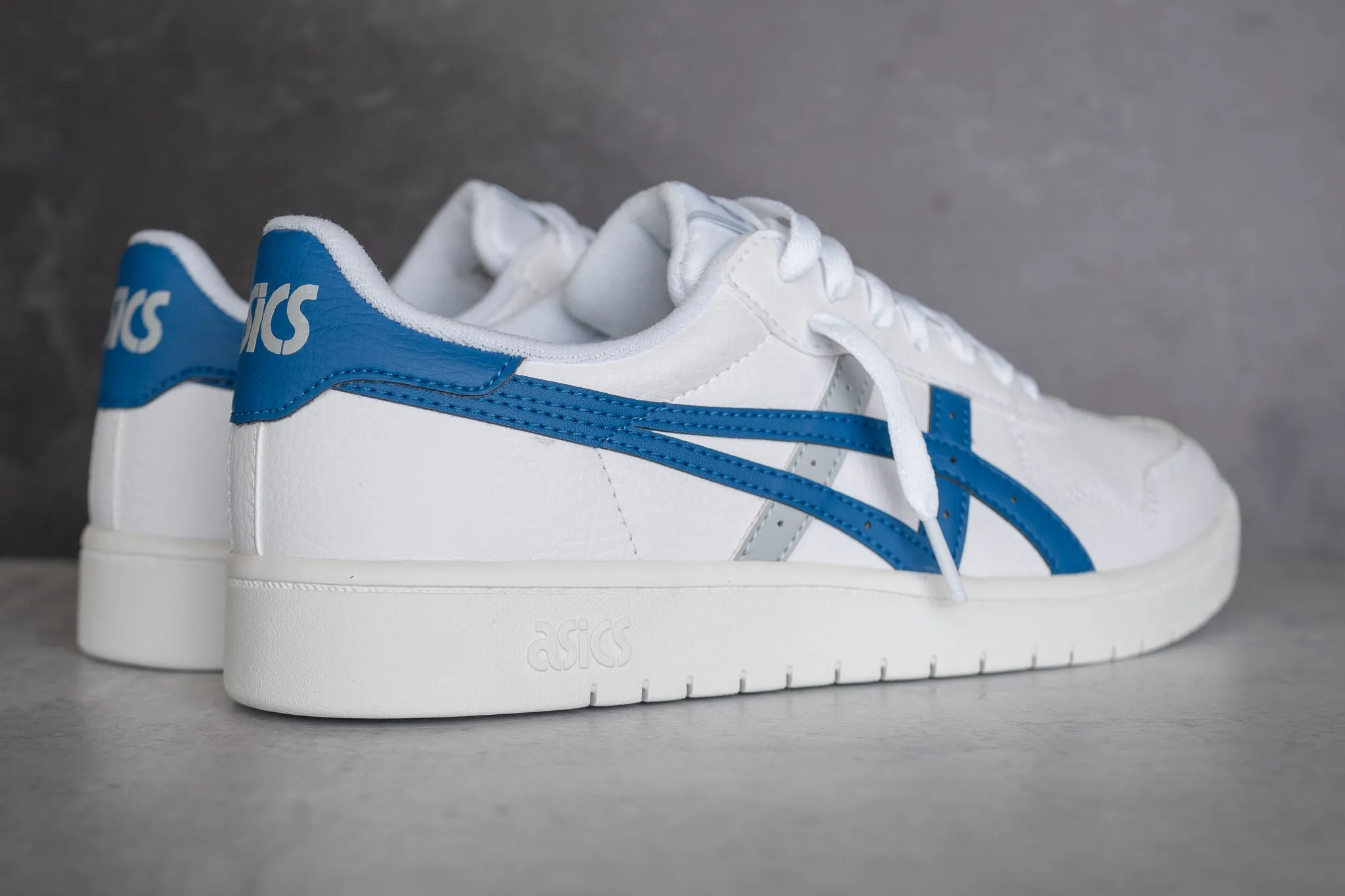 Mens Asics Japan S (White/Lake Blue)