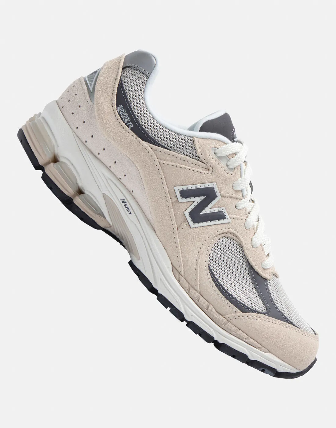 New Balance Adults 2002R Trainers