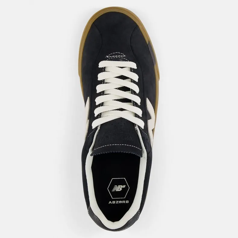 New Balance Numeric 22 (Black/White)