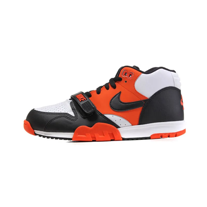 NIKE Air Trainer 1