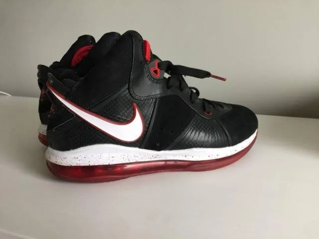 Nike lebron 8 v1