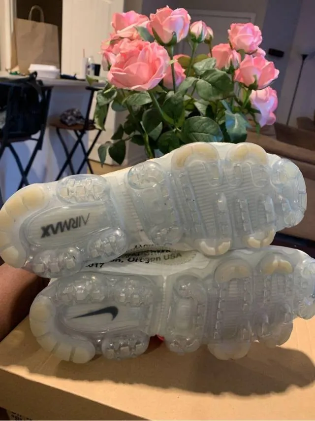 Nike off white vapormax