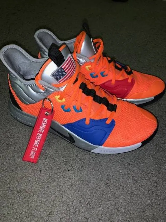 Nike PG 3 NASA