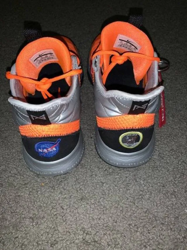 Nike PG 3 NASA